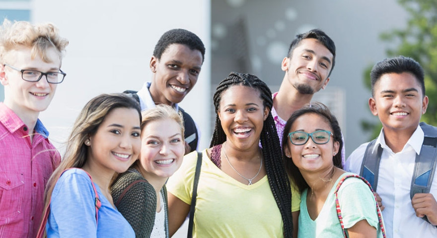 Chương trình nào để du học sinh Mỹ định cư sau khi học?